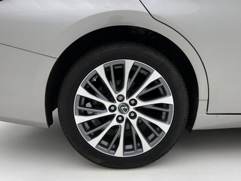 Used 2021 Lexus ES 250 w/ Premium Package image 33