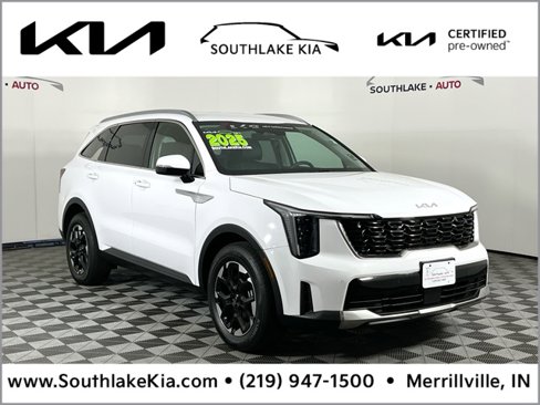 Certified 2025 Kia Sorento S image 1
