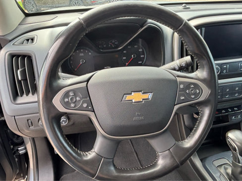 Used 2022 Chevrolet Colorado Z71 image 12