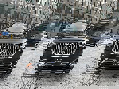Certified 2024 Volvo XC90 B5 Plus image 1