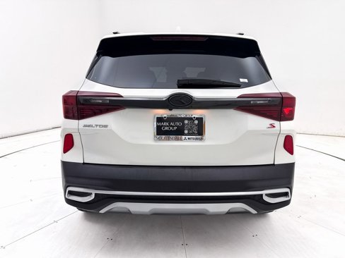 Used 2021 Kia Seltos S image 11