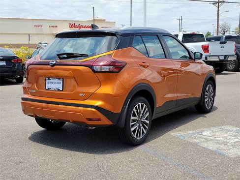 New 2024 Nissan Kicks SV image 11