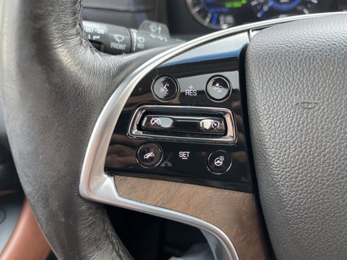 Used 2018 Cadillac Escalade ESV Premium Luxury w/ LPO, Radiant Package image 40