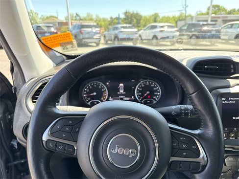 Used 2021 Jeep Renegade Limited image 11