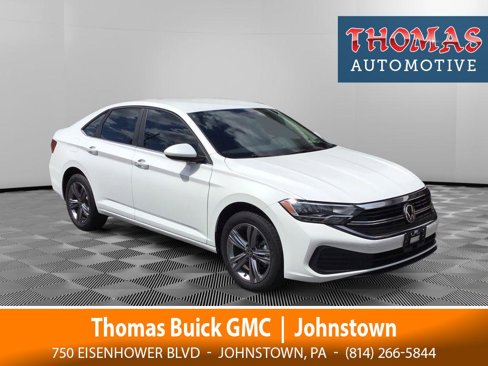 Used 2022 Volkswagen Jetta SE image 1