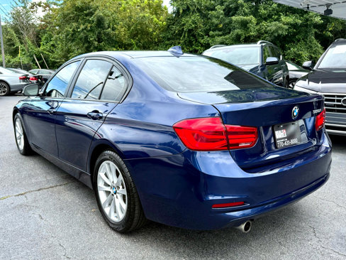 Used 2018 BMW 320i Sedan image 10