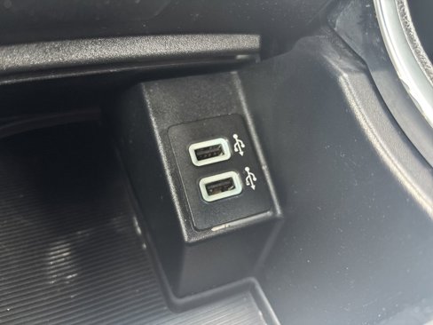 Used 2019 Ford Edge ST w/ Cold Weather Package image 23