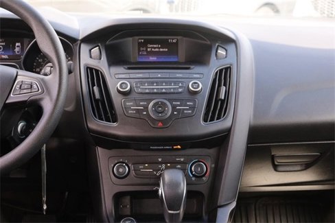 Used 2017 Ford Focus SE image 22