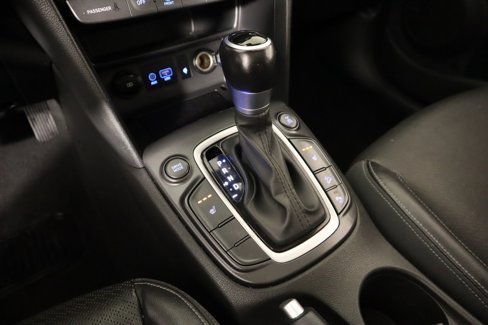 Used 2021 Hyundai Kona Ultimate image 8