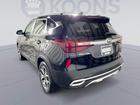 Used 2021 Kia Seltos EX image 4