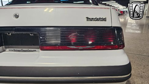Used 1988 Ford Thunderbird image 14