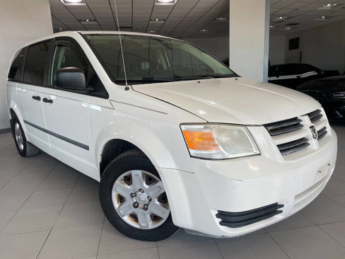 Used 2008 Chrysler Town & Country Touring w/ Trailer Tow Group image 1