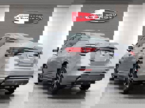 Used 2023 Nissan Sentra SV image 17