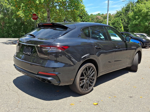 Certified 2022 Maserati Levante Modena image 5