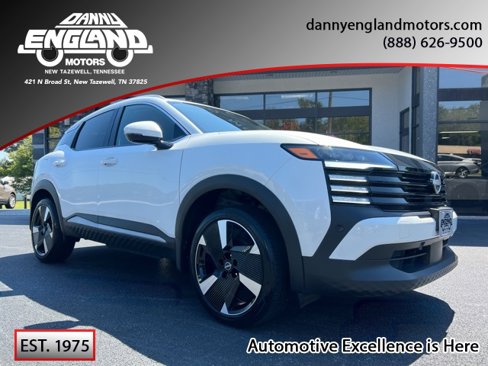 Used 2025 Nissan Kicks SR image 1