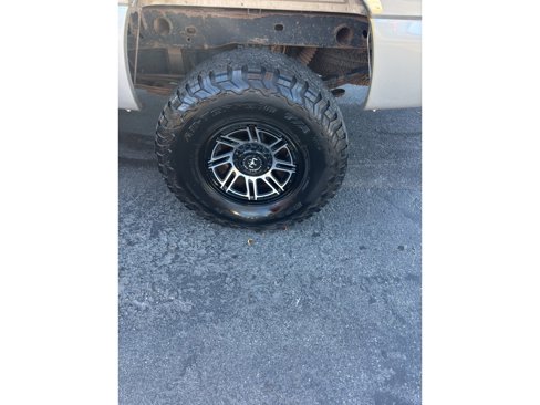Used 2005 GMC Sierra 1500 SLT w/ Light Duty Power Package image 8