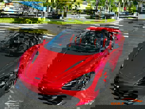 Used 2022 McLaren 720S Performance image 8