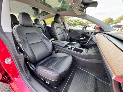 Used 2021 Tesla Model 3 Standard Range Plus image 13