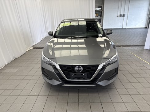Used 2023 Nissan Sentra SV image 2