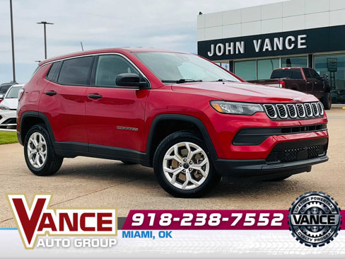 Used 2025 Jeep Compass Sport image 1