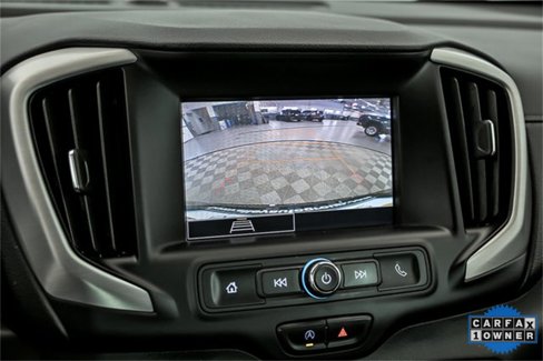 Certified 2022 GMC Terrain SLE w/ Driver Convenience Package image 19