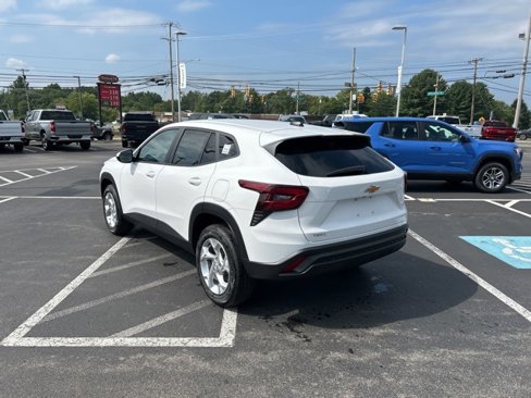 New 2025 Chevrolet Trax LS w/ LS Convenience Package image 5