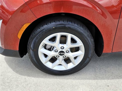 Used 2023 Kia Soul LX w/ LX Technology Package image 10