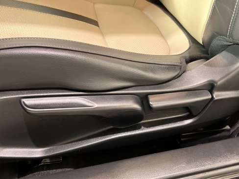 Used 2018 Honda Civic EX-L image 18