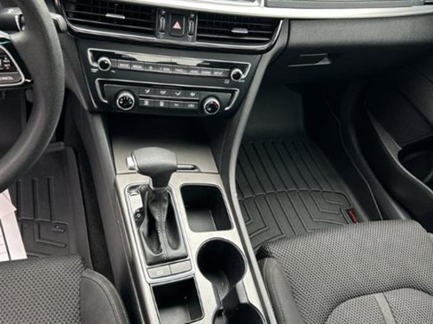 Used 2019 Kia Optima LX image 14