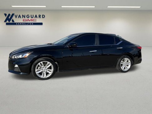 Used 2022 Nissan Altima 2.5 SV image 1