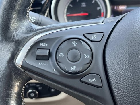 Used 2018 Buick Regal Essence w/ Driver Confidence Package #1 image 23