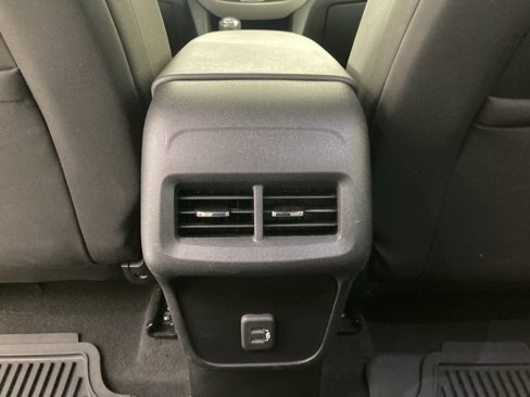 Used 2020 Chevrolet Equinox LS w/ LS Convenience Package image 14