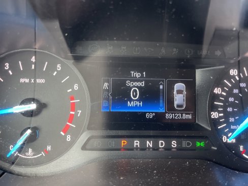 Certified 2020 Ford Edge SE image 15