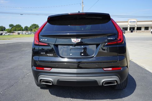 Used 2022 Cadillac XT4 Premium Luxury w/ Safety Alert Package image 4