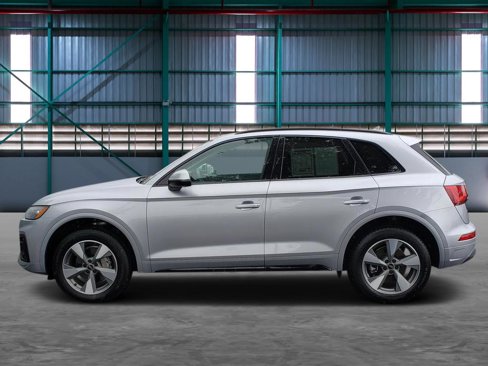 Used 2025 Audi Q5 2.0T Premium image 2