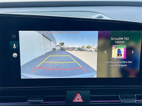 New 2025 Hyundai Elantra SEL image 14