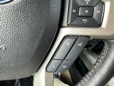 Used 2020 Ford F150 Lariat w/ Equipment Group 502A Luxury image 26