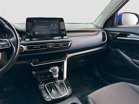Used 2023 Kia Seltos S image 21