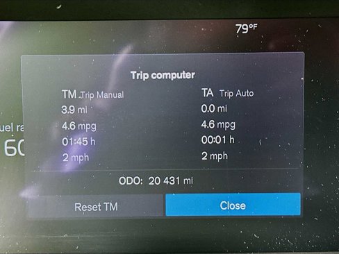 Certified 2022 Volvo XC60 B5 Inscription w/ Advanced Package image 12