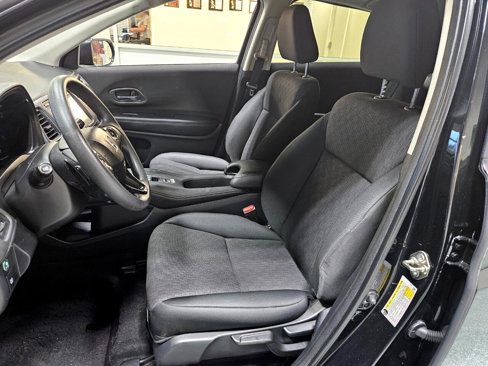Used 2017 Honda HR-V EX image 16