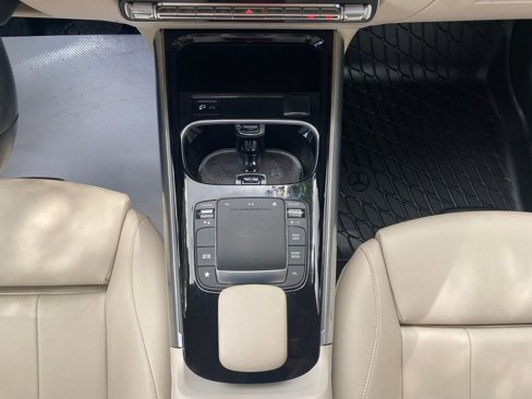 Used 2021 Mercedes-Benz GLA 250 4MATIC image 15
