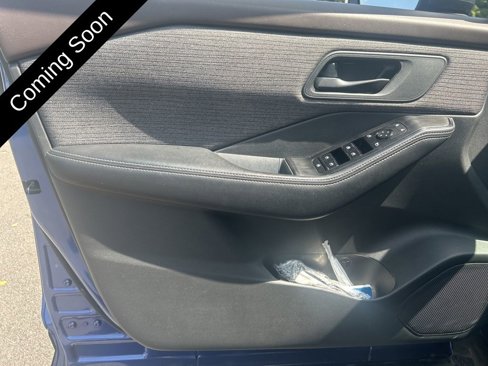Used 2021 Nissan Rogue S image 56