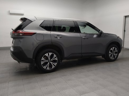 Used 2021 Nissan Rogue SV image 10