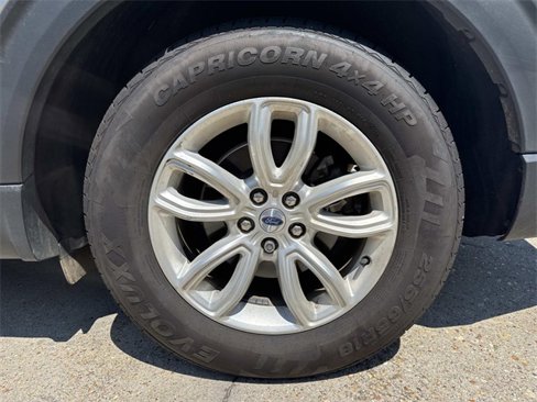 Used 2021 Ford Explorer 2WD image 3