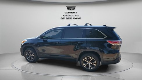 Used 2016 Toyota Highlander XLE image 6