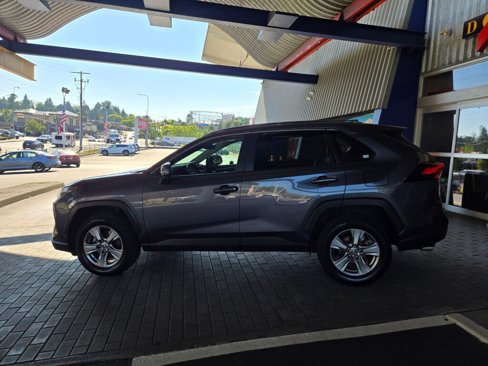 Used 2023 Toyota RAV4 XLE w/ Convenience Package image 8