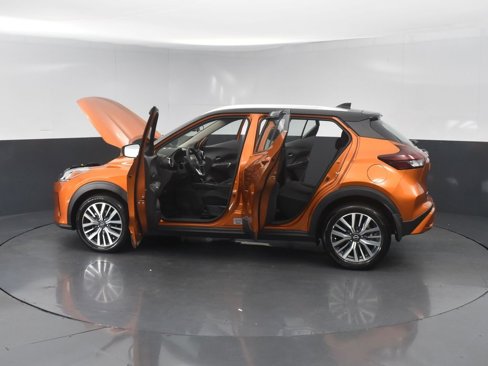 Used 2023 Nissan Kicks SV image 27