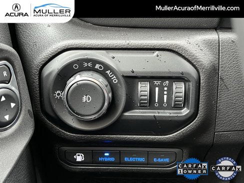 Used 2022 Jeep Wrangler Unlimited Sahara w/ Cold Weather Group image 31