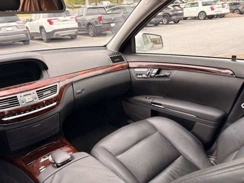 Used 2011 Mercedes-Benz S 550 image 23