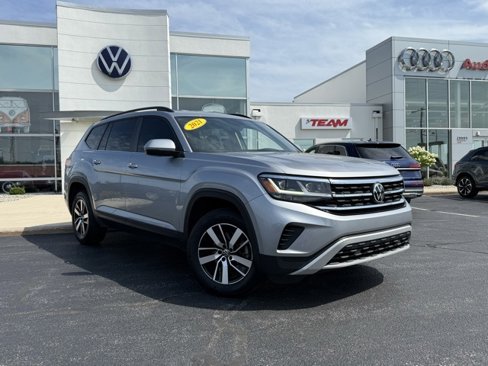 Used 2021 Volkswagen Atlas SE image 1